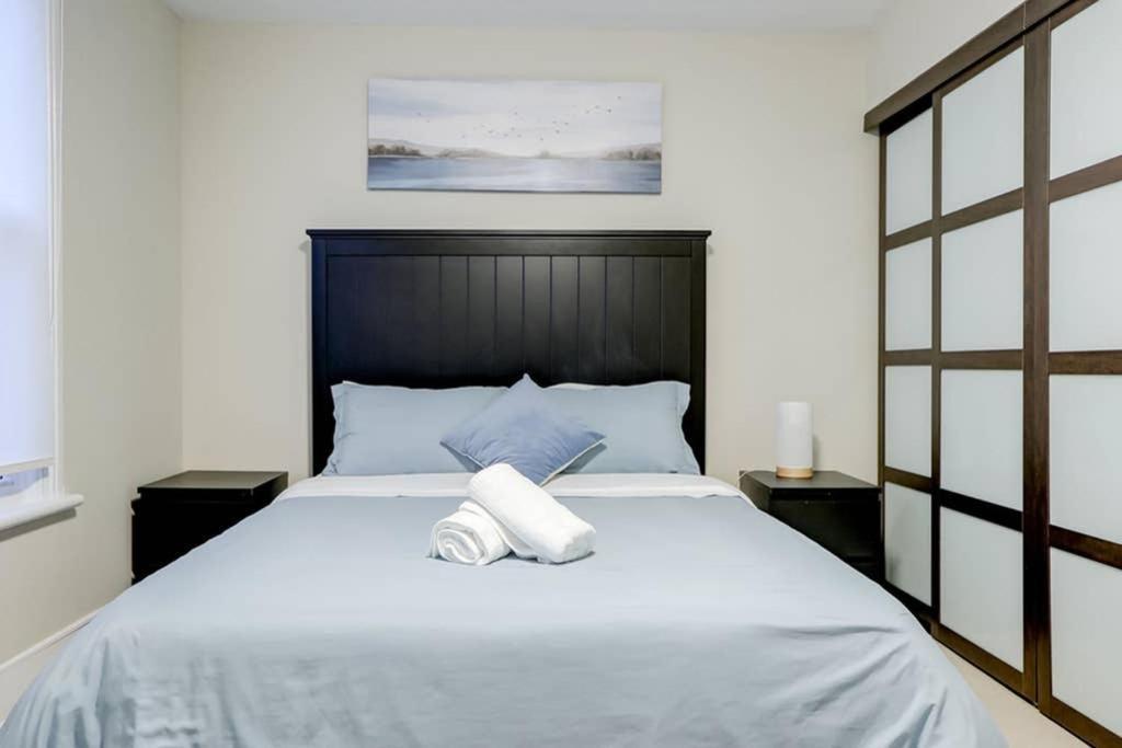 Jstlikehome - Central Suite Ottawa Bagian luar foto