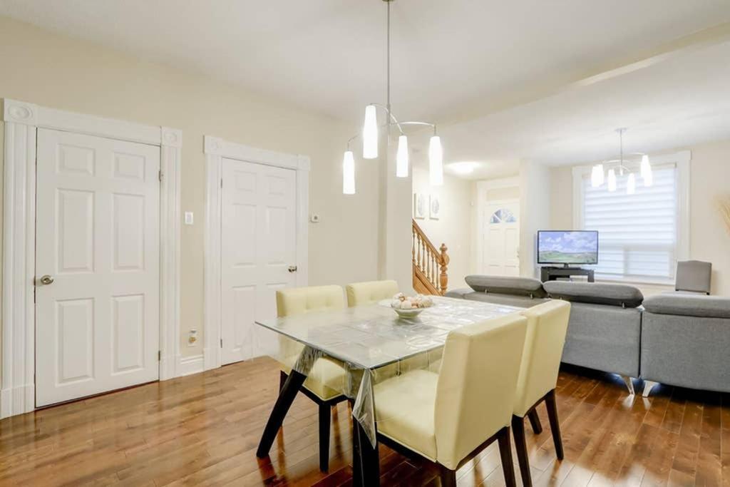 Jstlikehome - Central Suite Ottawa Bagian luar foto