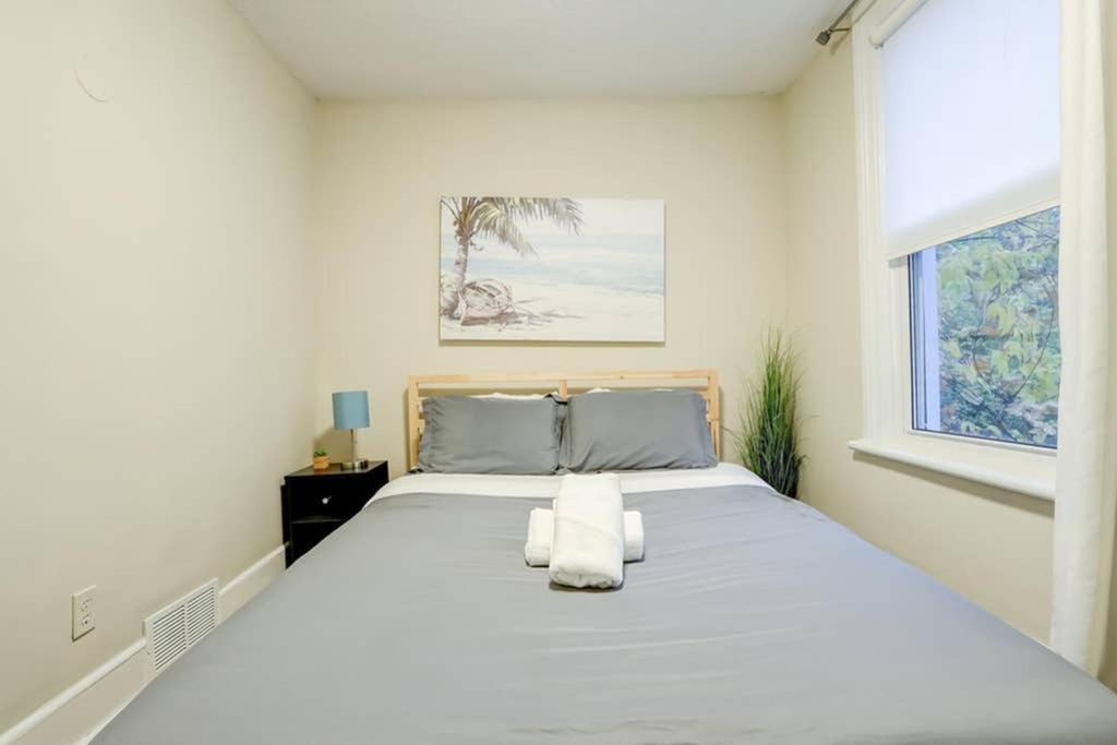 Jstlikehome - Central Suite Ottawa Bagian luar foto